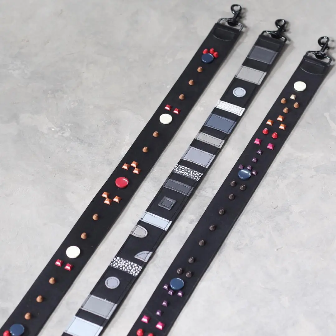 Ini online shopping yang menjual strap bag unik dan lucu. (Image: @s.rw)