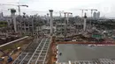 Foto udara perkembangan pembangunan Jakarta International Stadium, Jumat (23/10/2020). Hingga pekan ke-59, progres konstruksi Jakarta International Stadium sudah mencapai 31,89 persen dan ditarget akan selesai pada akhir 2021. (Liputan6.comHelmi Fithriansyah)