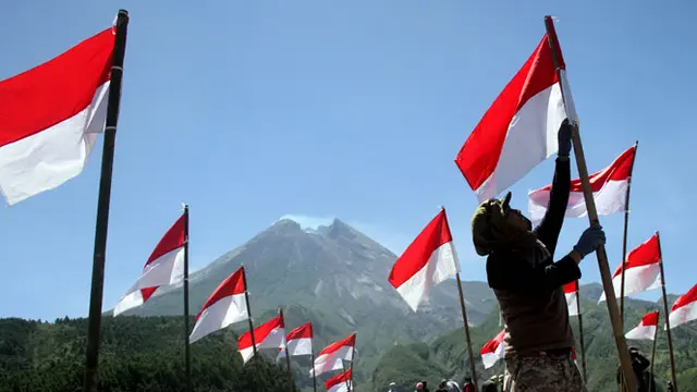 Upacara Unik HUT RI Ke 69