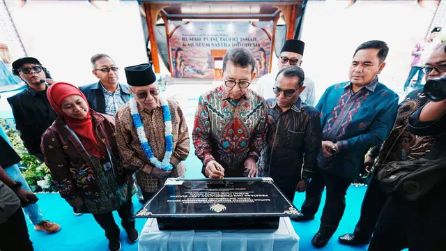 Di Mana Lokasi Museum Sastra Indonesia Sekaligus Rumah Puisi Satu-satunya di Indonesia?