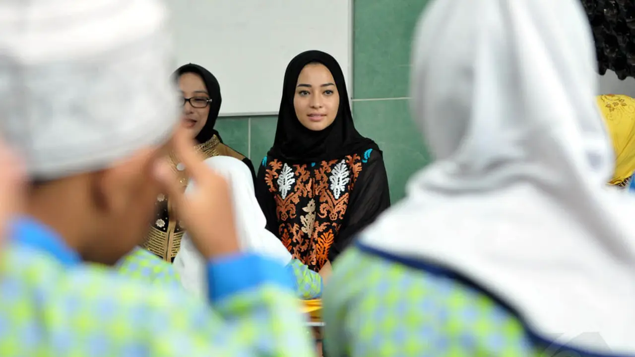Manisnya Nikita Willy Berhijab