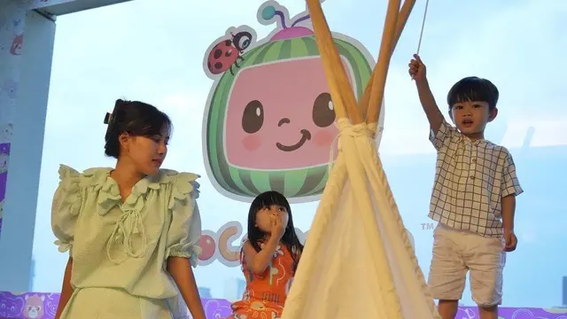 Potret Keseruan Syahnaz Sadiqah Bareng Si Kembar