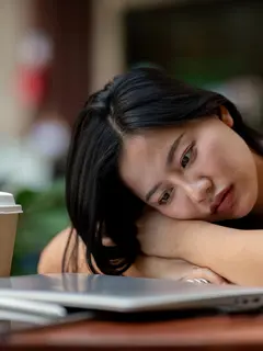 Sikap 12 Zodiak saat Sedang Marah sebelum Tenangkan Diri./Copyright depositphotos.com/bongkarngraphic