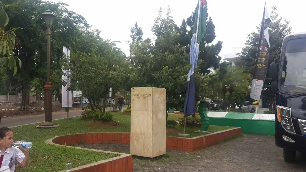Patung Ismail Marzuki
