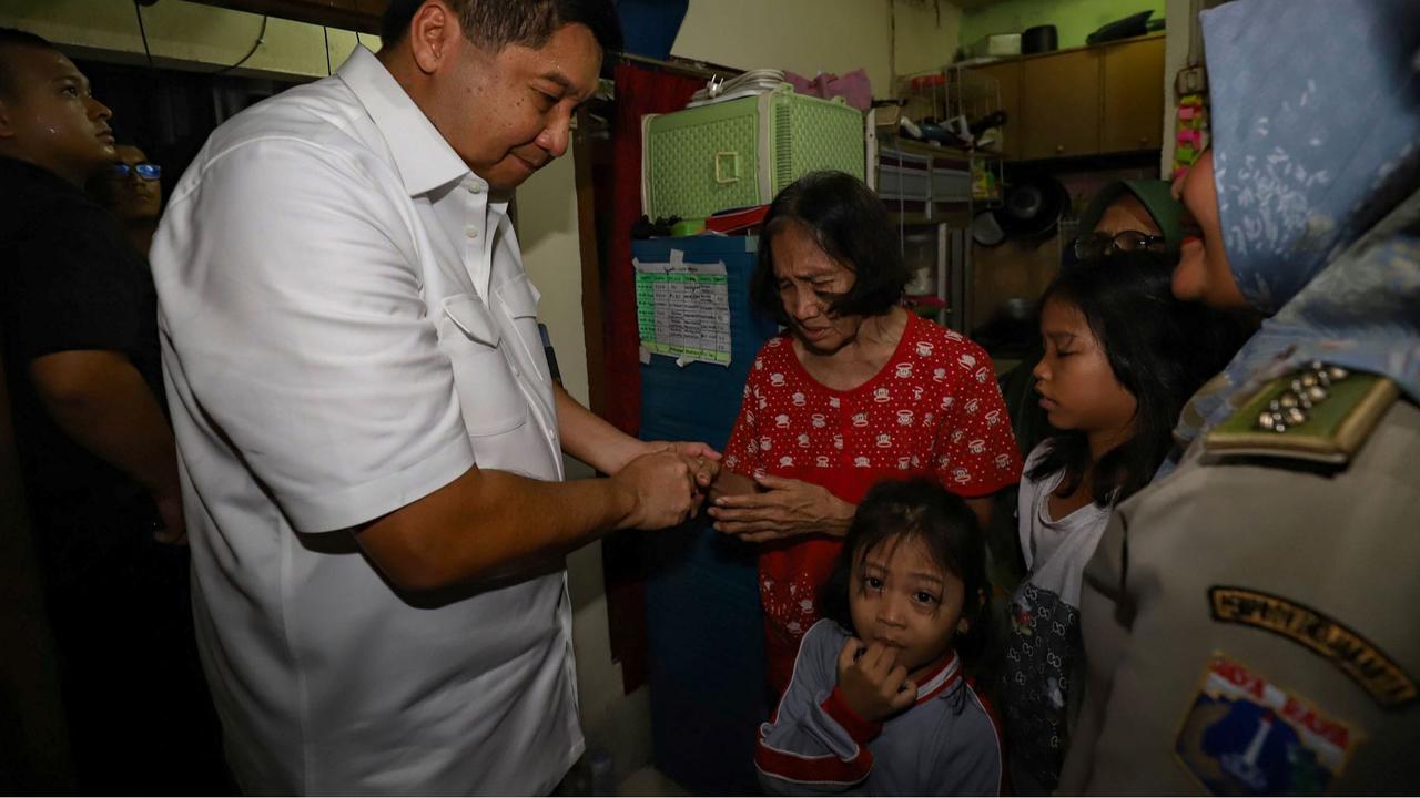 Menteri PKP Maruarar Sirait tinjau rumah Nenek Hasna