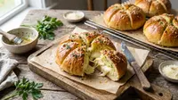 Resep Bread Garlic Cheese Korea yang Lumer dan Gurih