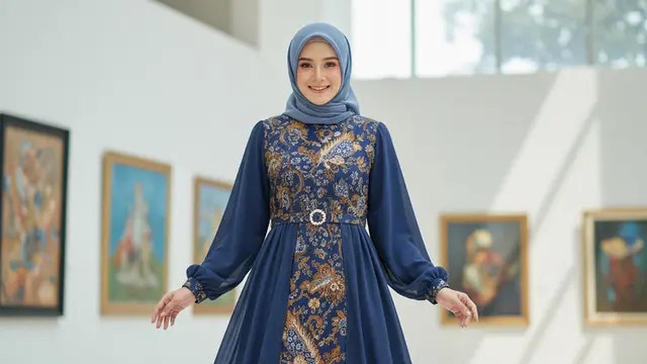 7 Model Gamis Terbaru Batik Kombinasi Sifon, Tampil Anggun dan Elegan di Setiap Acara