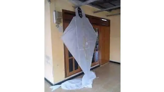 6 Potret Nyeleneh Bentuk Layangan Ini Bikin Geleng Kepala