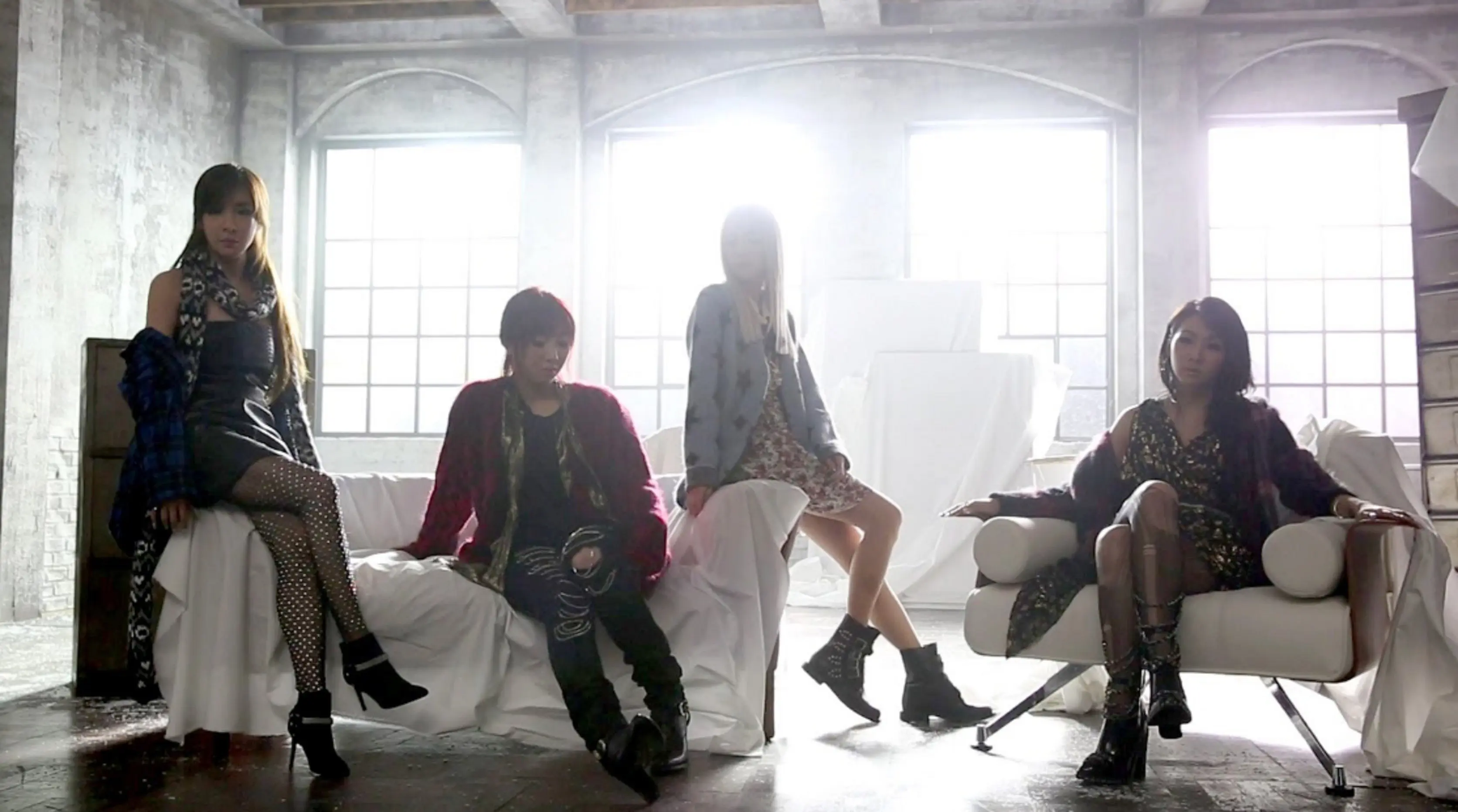 2NE1, girlband bentukan YG Entertainment debut 2009 silam terdiri dari Park Bom, Minzy, Dara dan CL (YouTube)
