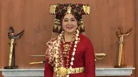 Titiek Soeharto Pakai Kain Penuh Doa Saat Hadiri Upacara HUT ke-80 RI di Istana Merdeka