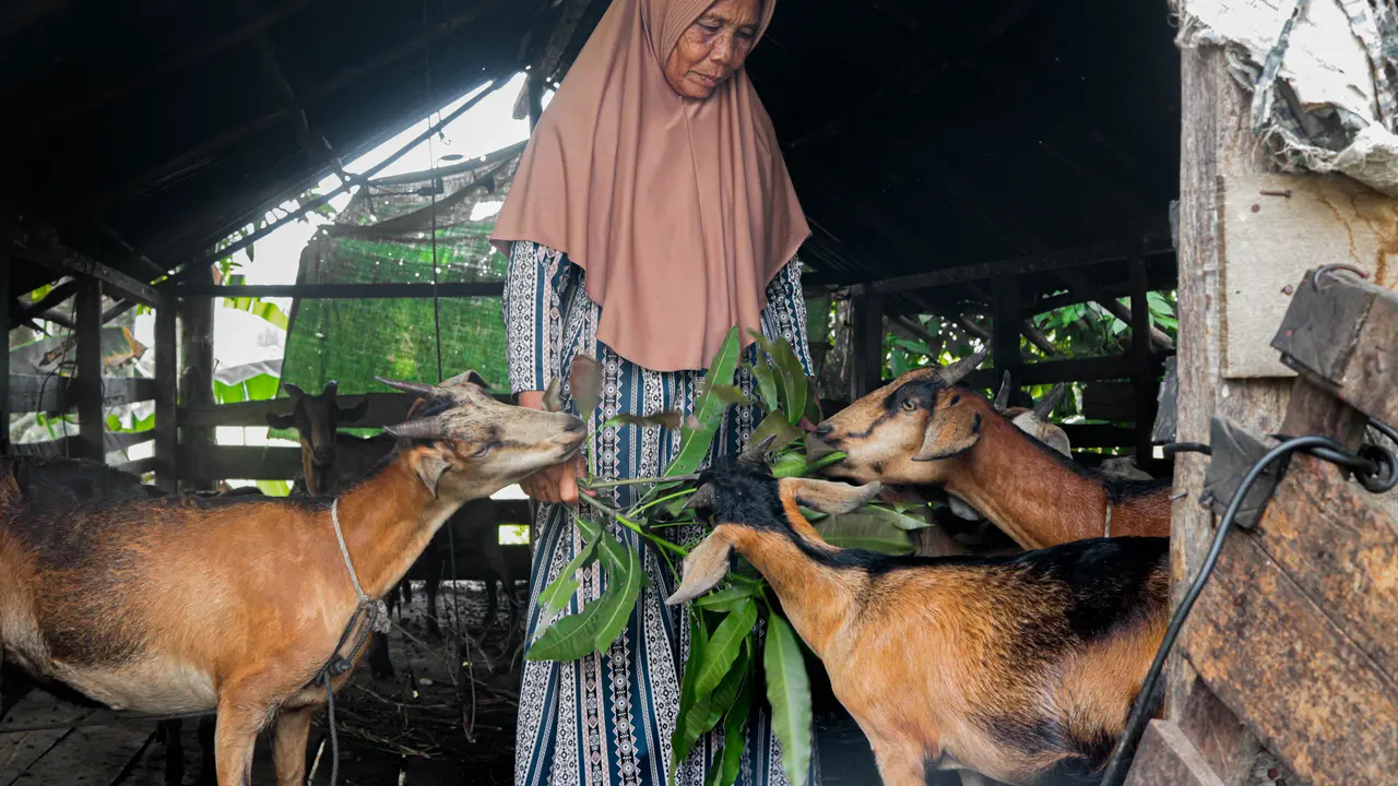 Kalsum, penerima manfaat Yayasan ASRI. (Liputan6.com/ Nadya Ajlina)