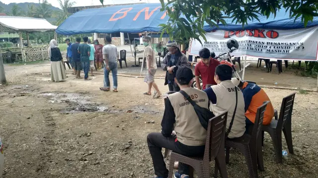 Posko Gugus Tugas Percepatan Penanganan Covid-19 di Polman
