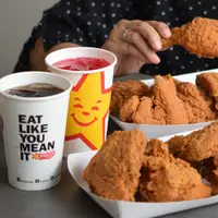 Carl's Jr hadir dengan inovasi menu ayam goreng bertekstur crunchy dan juicy (Foto: Carl's Jr)