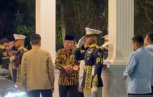 Usai Diskusi 3,5 Jam Bahas Perang Iran di Istana, Jokowi dan Wapres Gibran Pulang Satu Mobil