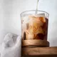 Ilustrasi es kopi susu | copyright unsplash.com/Empreinte