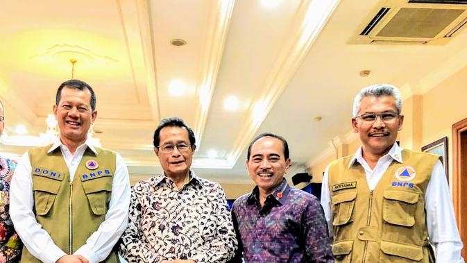 Dari Ki ke Ka: Letjen Doni Monardo, Syahrul Ujud, Oemar Seswapres dan Dody Ruswandi (mantan sestama BNPB) (Foto: Istimewa)