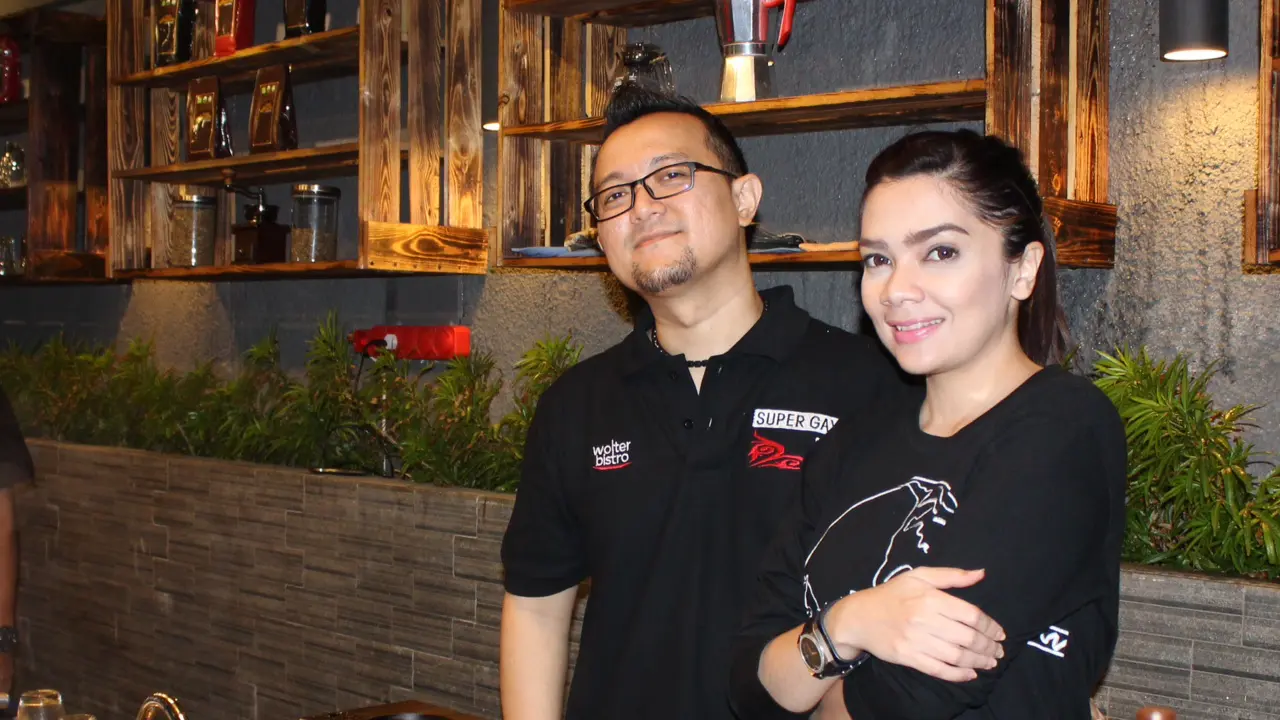Buka Warung Kopi, Gitaris The Fly Rogoh Tabungan Rp500 Juta
