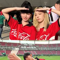 Intip pesona Karina dan Winter aespa yang curi perhatian di kursi penonton Piala Dunia 2026 (@katarinabluu)