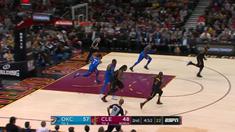 Berita video game recap NBA 2017-2018 antara Oklahoma City Thunder melawan Cleveland Cavaliers dengan skor 148-124.