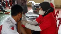 Vaksinasi massa untuk pelajar dan masyarakat Sulsel. (Istimewa)