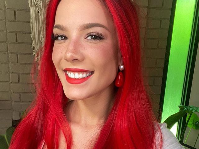 Halsey Tertembak Peluru Karet Saat Ikut Unjuk Rasa Black Lives Matter Di As Showbiz Liputan6 Com