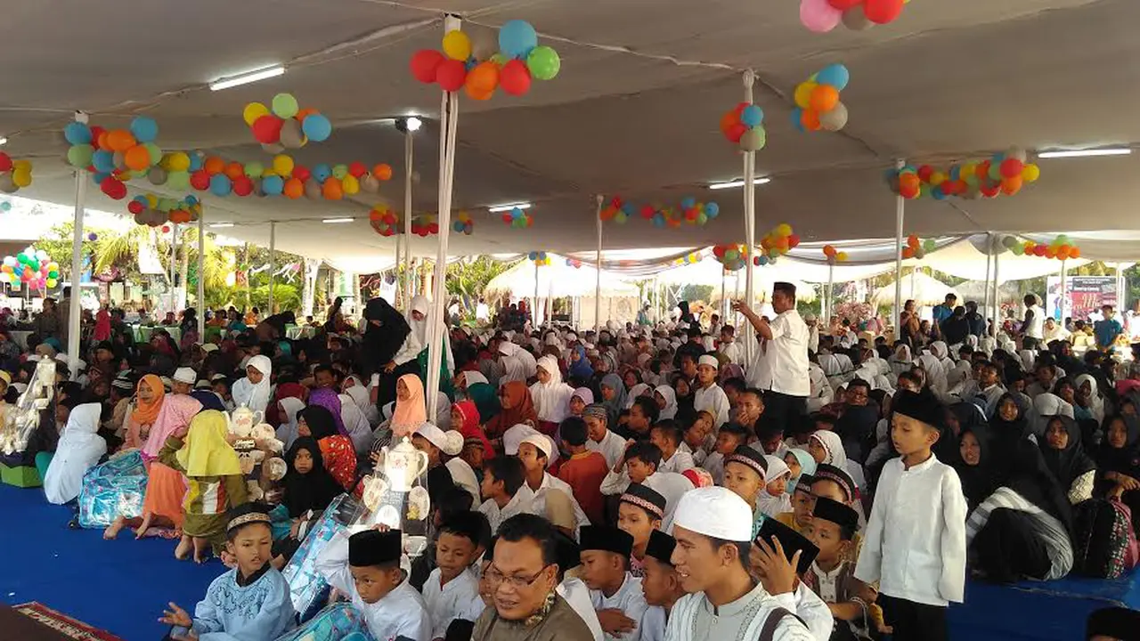SCTV-Indosiar Buka Puasa Bersama Anak Yatim