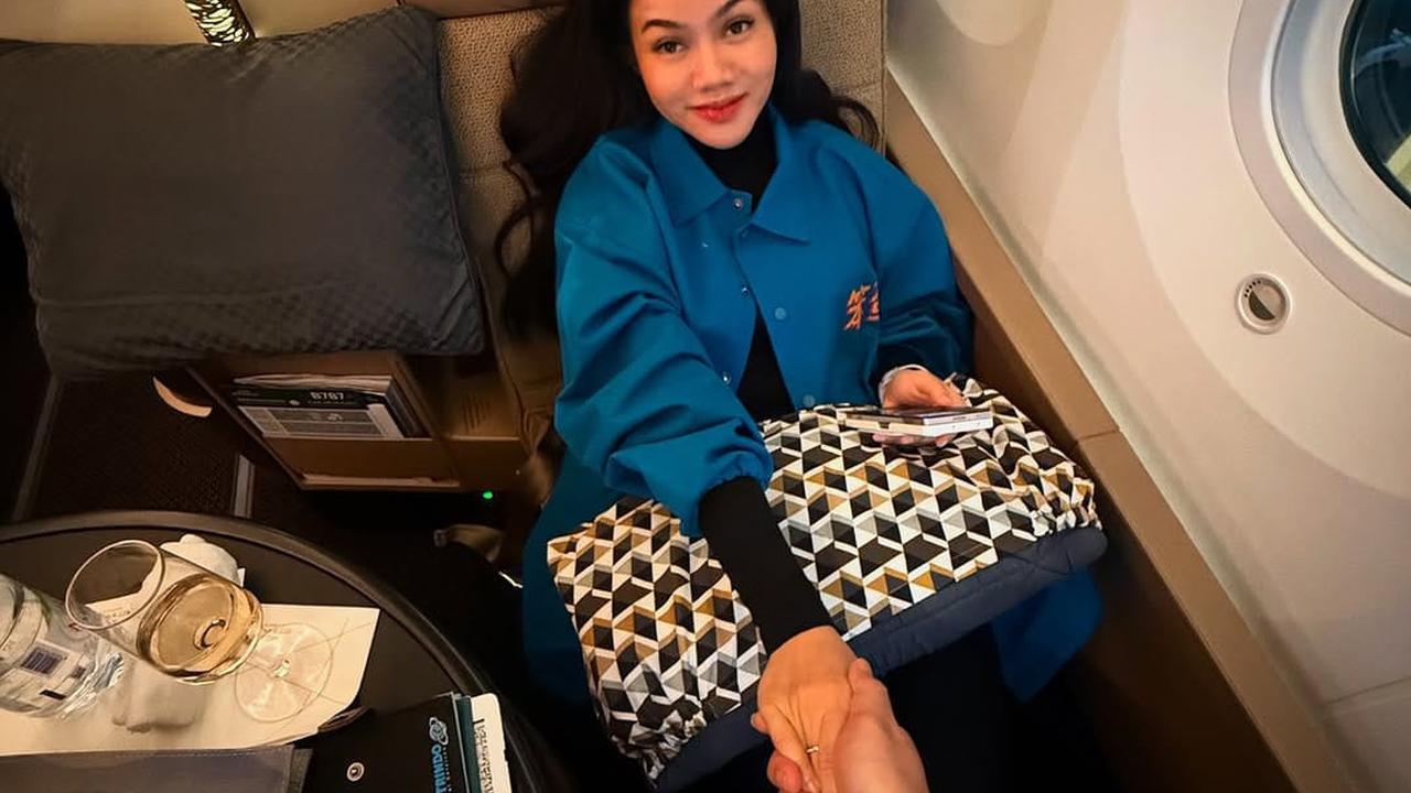 Potret Yura Yunita dan Donne Maula Siap Liburan ke Inggris, Nonton Langsung Pertandingan MU?