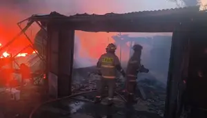 Kebakaran Hebat Dekat Balai Kota Depok