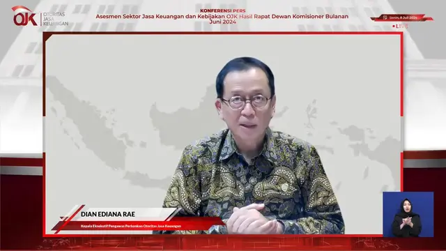 Kepala Eksekutif Pengawas Perbankan Otoritas Jasa Keuangan (OJK) Dian Ediana Rae menjelaskan mengenai rekening judi online