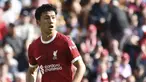 Pemain Liverpool, Wataru Endo saat melakukan debut bersama timnya pada laga pekan kedua Liga Inggris 2023/2024 melawan Bournemouth di Anfield, Liverpool, Sabtu (20/08/2023) malam WIB. (AP Photo/Rui Vieira)