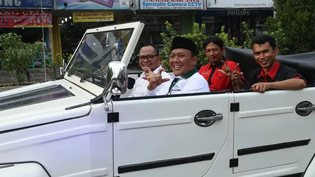 Organisasi Buruh Makin Kuat Tapi Jumlah Pekerja Berserikat Turun Drastis, Menaker: Ini Cukup Aneh