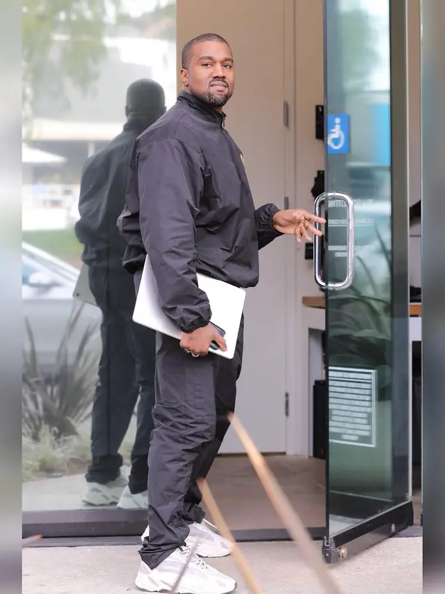 [Bintang] Kanye West