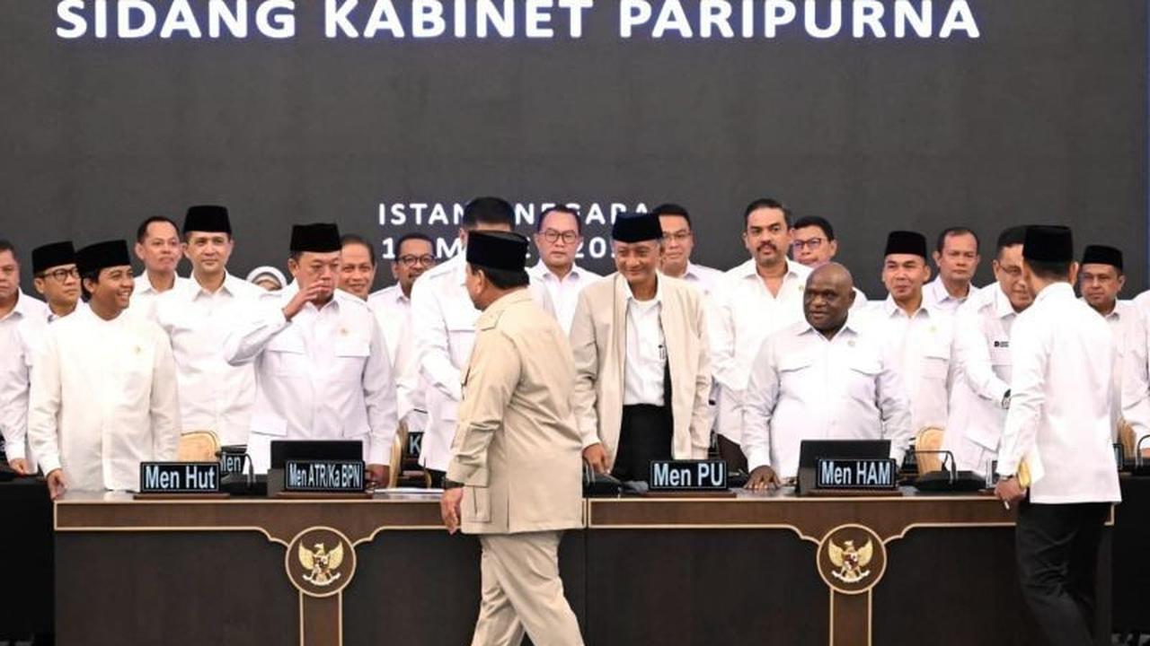 Prabowo Imbau Kesederhanaan Idul Fitri, Minta Jajaran Kabinet Beri Contoh Tak Gelar Open House Mewah