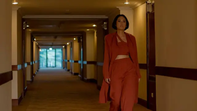 Dari Kalung Rantai, Kallula Lansir Koleksi Busana Print Pertamanya