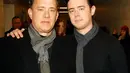 Tom Hanks dan Colin Hanks. (via brightside.me)