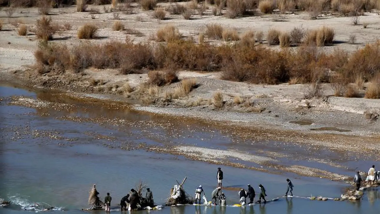 Kekeringan melanda Afghanistan, emnyebabkan rakyat lebih menderita dibandingkan perang (AP)