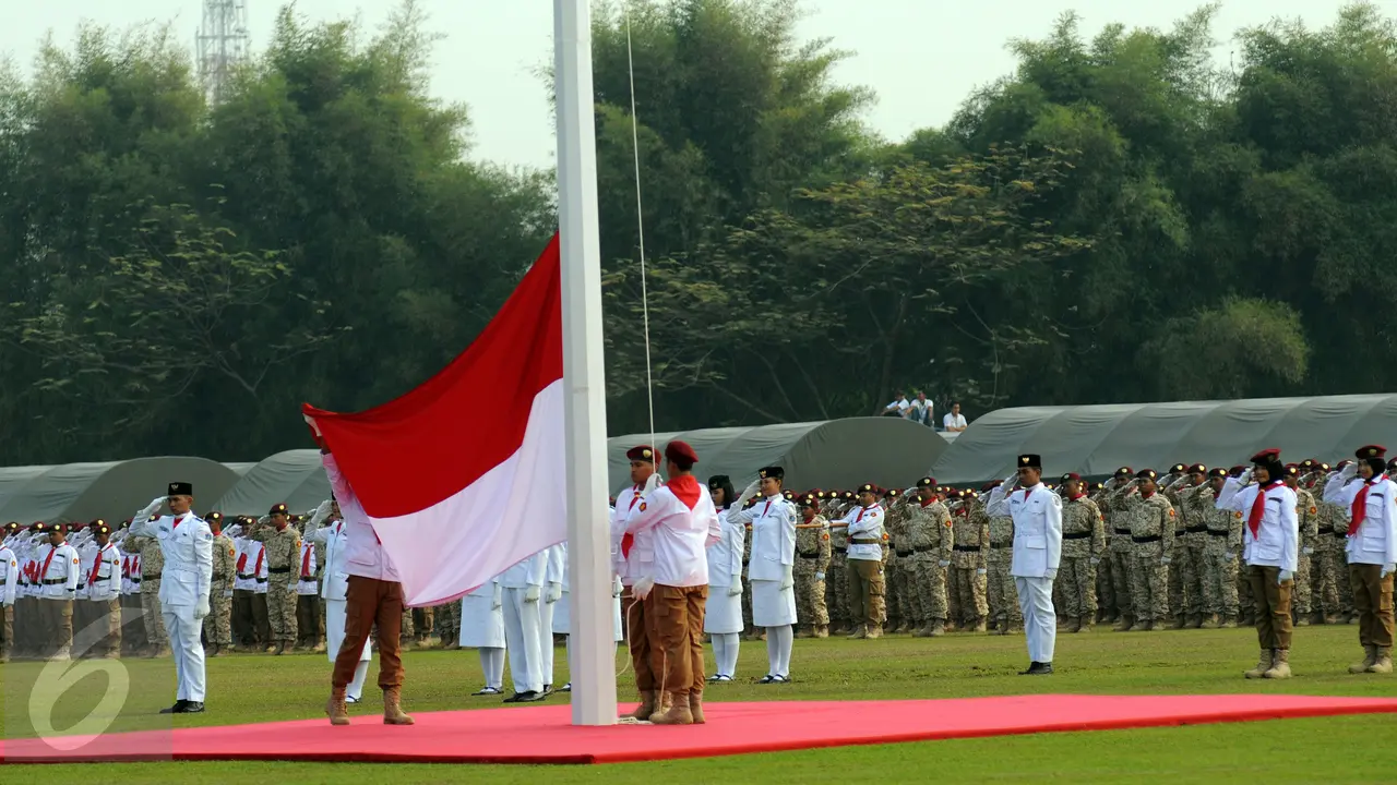 20150817-Bersama Ribuan Kader KMP, Prabowo Subianto Laksanakan Upacara HUT RI ke-70-Bogor