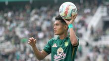 Bek kiri Persebaya Surabaya, Mikael Alfredo Tata. (Bola.com/Aditya Wany)