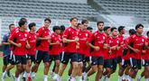 Pemain Timnas Indonesia U-22 mengikuti sesi latihan resmi jelang laga melawan Mali di Stadion Madya, Senayan, Jakarta, Jumat (14/11/2025). Skuad Garuda Muda dijadwalkan dua kali menghadapi Timnas Mali U-22 sebelum berlaga di SEA Games 2025. (Bola.com/M Iqbal Ichsan)