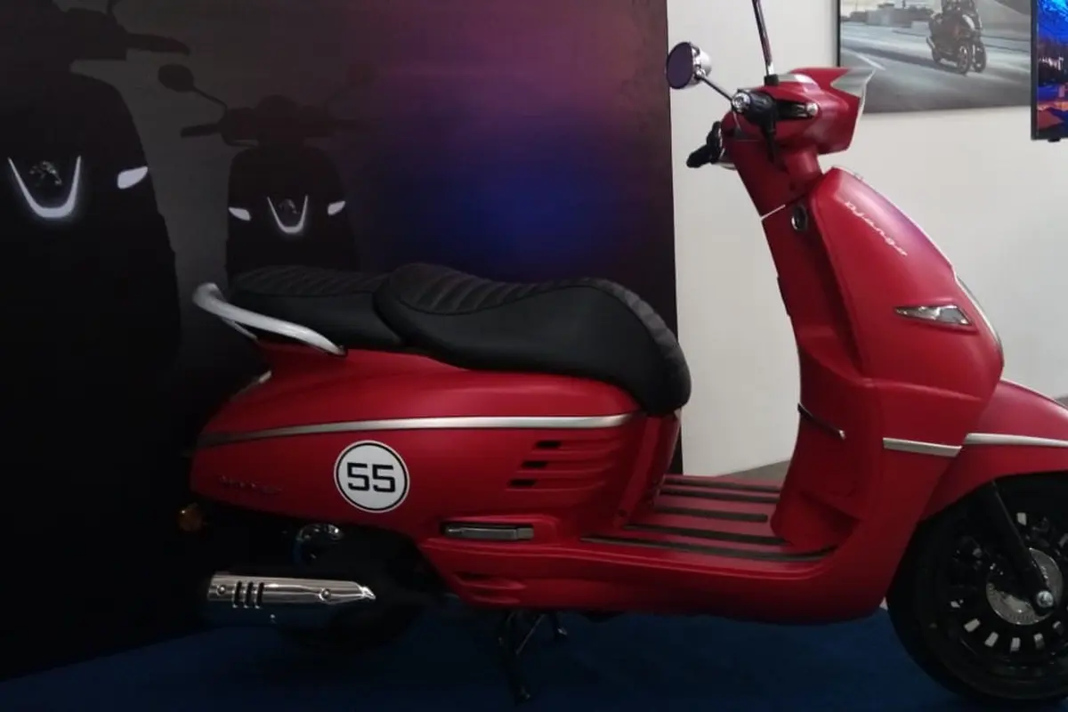 Hadir di Indonesia dengan tiga pilihan model dan lima varian, Peugeot Motocycles Indonesia juga bisa dibeli dengan sistem kredit
