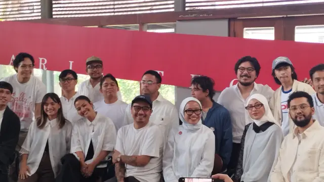 Lafa Pratomo Rayakan 12 Tahun Berkarya, Gandeng Isyana Sarasvati hingga Hindia dalam EP Garis Tegak