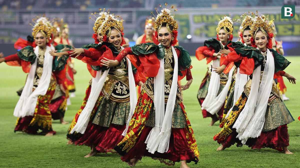 Foto: Potret Kemeriahan Pembukaan BRI Super League 2025/2026 yang Berlangsung di Surabaya