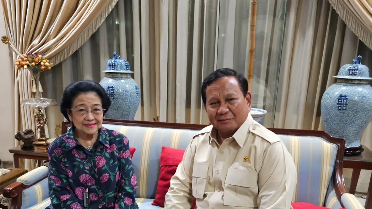 Presiden Prabowo Subianto bertemu Ketua Umum PDIP Megawati Soekarnoputri di Teuku Umar, Menteng, Jakarta Pusat pada Senin (7/5/2025) malam.