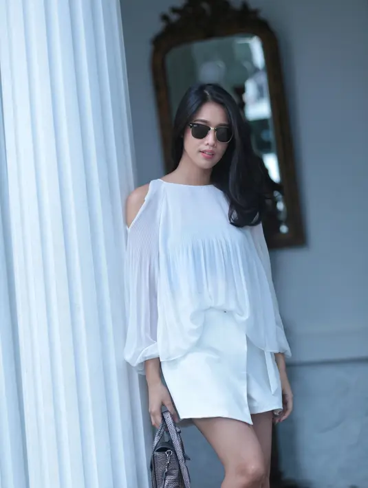 Anna mengaku bangga sekaligus banyak belajar dari girl band Princess. Anna mengaku rindu dengan para personel girlband Princess yang kini sudah sibuk dengan karirnya masing-masing. (Adrian Putra/Bintang.com)