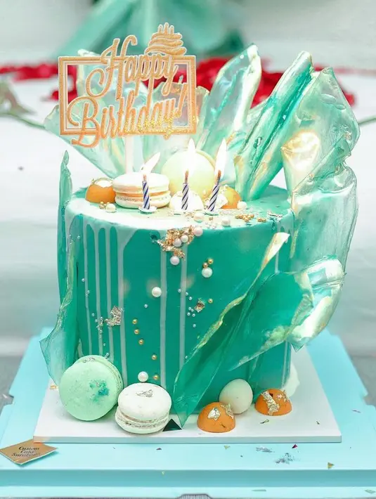 <p>(Instagram/chevra_yo88)</p>