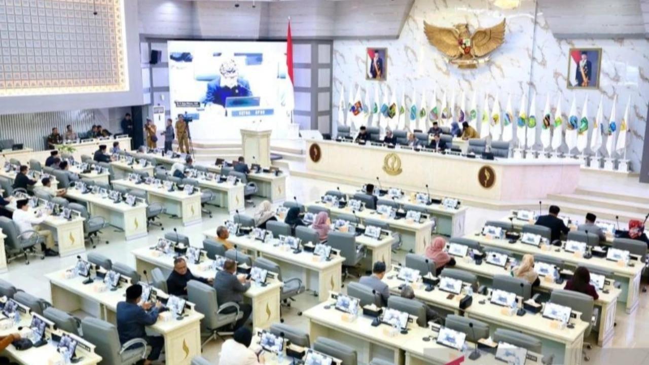 Survei LSI Denny JA: 66 Persen Masyarakat Menolak Usulan Pilkada Dipilih DPRD