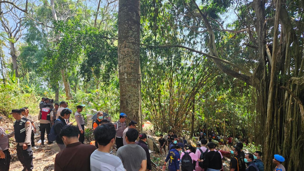Polisi Bongkar Makam Pencuri Ayam Tewas Dikeroyok Massa di Tabanan