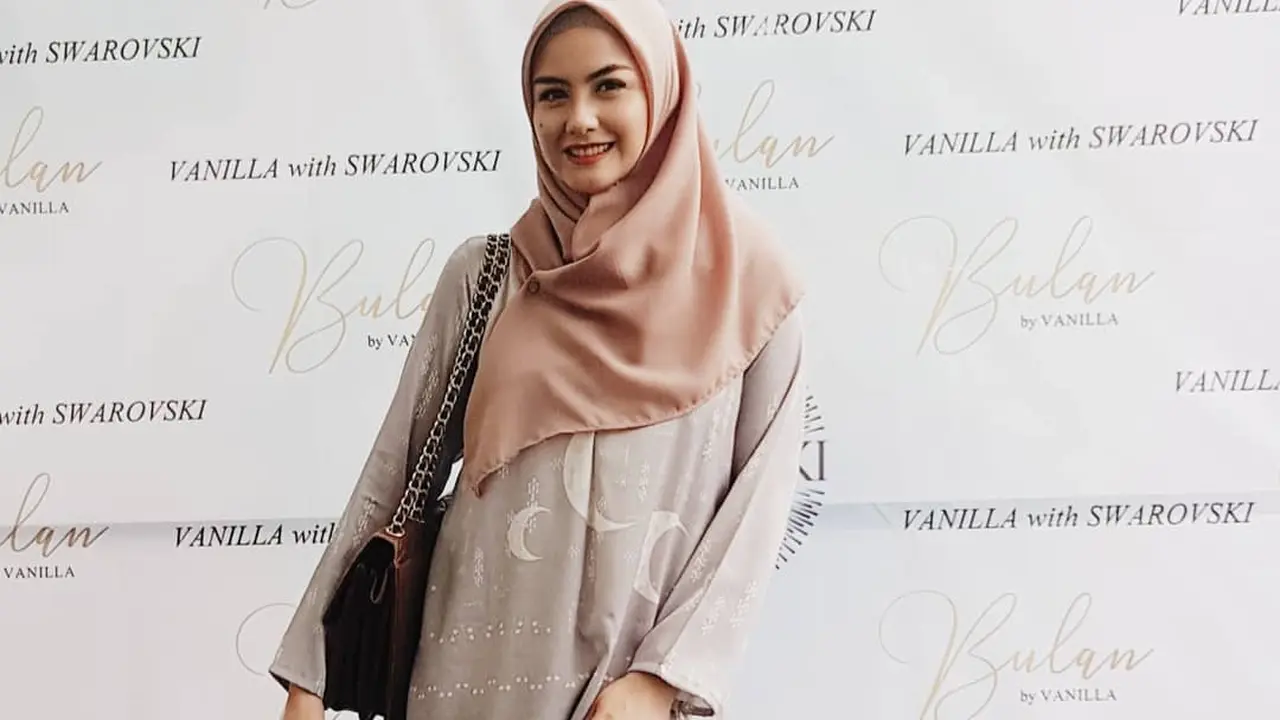 [Bintang] Revalina S Temat