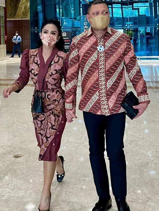 Krisdayanti dan Raul Lemos (Instagram/krisdayantilemos)