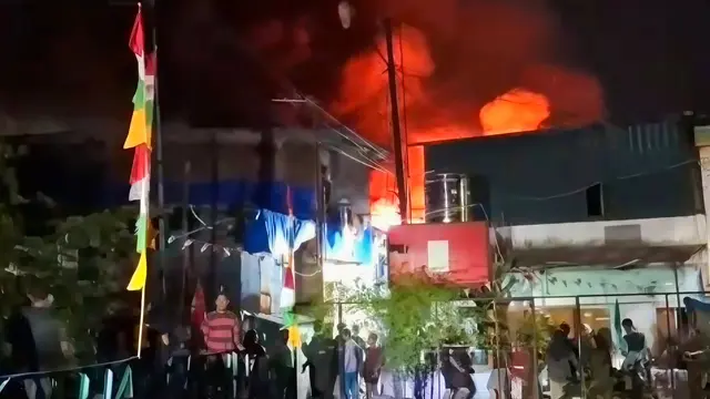 Kebakaran Hanguskan 30 Rumah di Permukiman Padat Makassar